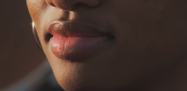 Lip Oil vs Lip Balm